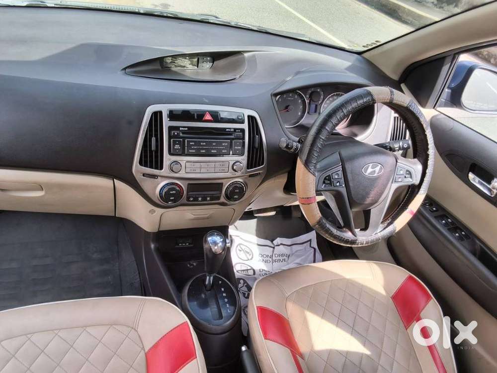 Hyundai I20 Sportz At 1.4, 2014, Petrol