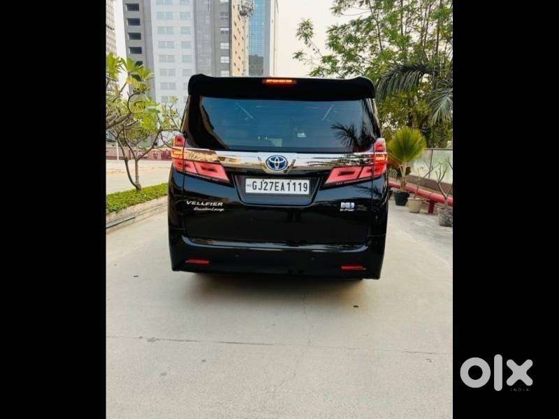 Toyota Vellfire 2.5 Hybrid, 2021, Petrol