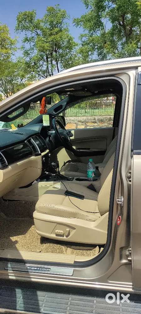 Ford Endeavour 2020