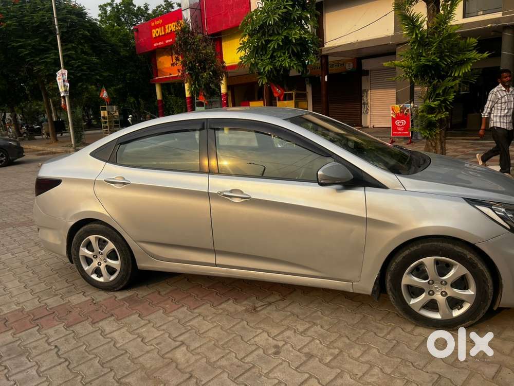 Hyundai Verna Petrol Manual 2011