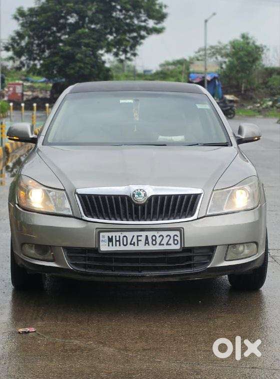 Skoda Laura Skoda-laura-laura-elegance-1.9-tdi--at, 2012, Diesel