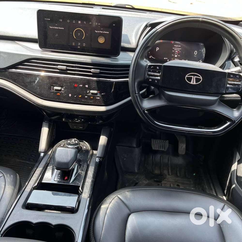 Tata Safari Pure Plus S Dark Edition At, 2024, Diesel