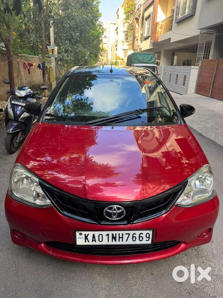 Toyota Etios Liva 2017 Vd Diesel Limited Edition Dual Tone