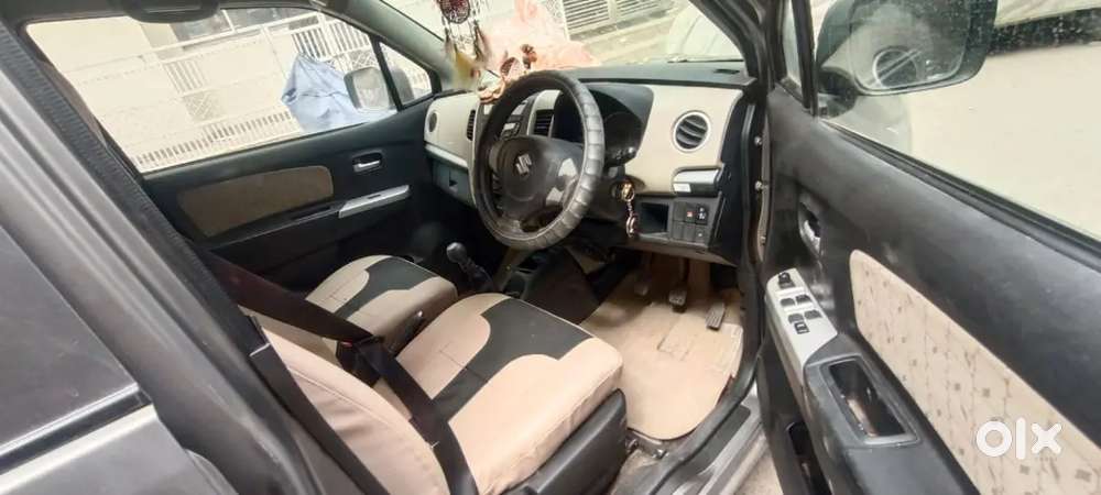 Maruti Wagon R (o) Battery New,2 Tyre New, Single Key