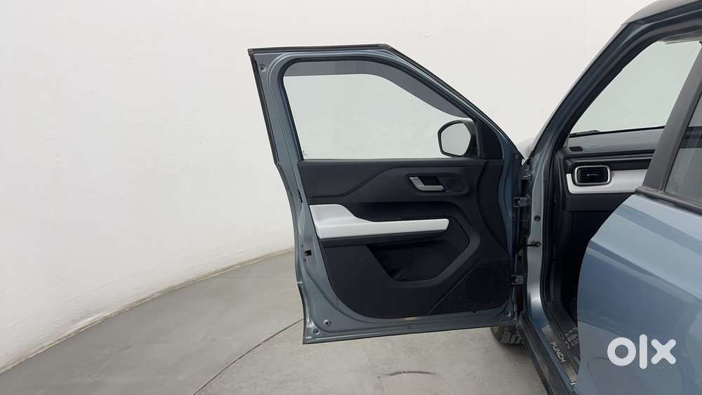 Tata Punch Creative Amt, 2023, Petrol