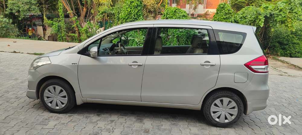 Maruti Suzuki Ertiga Vxi At, 2017, Petrol