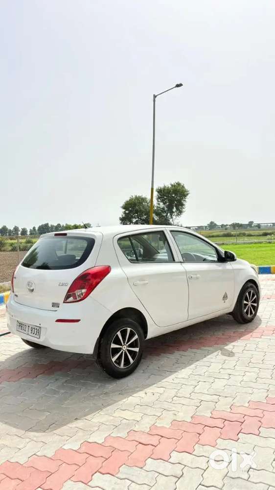 Hyundai I20 2015 Diesel 117000 Km Driven