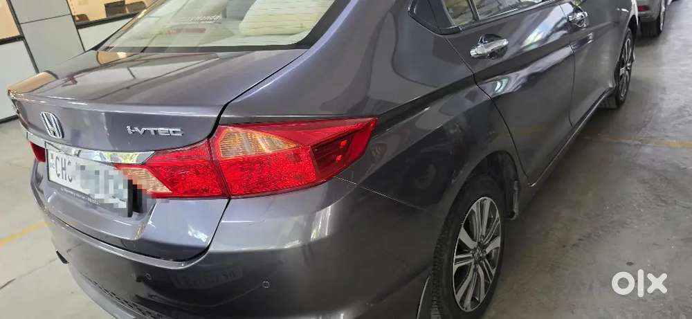 Honda City 2022 Petrol 42000 Km Driven Excellent Condition