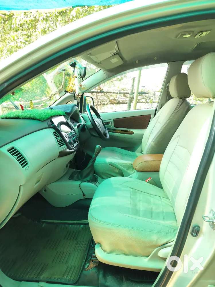 Toyota Innova 2013 Diesel 133000 Km Driven