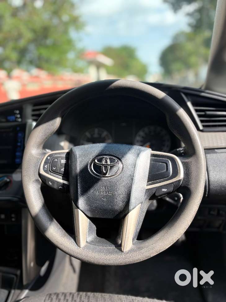 Toyota Innova Crysta 2.4 Gx Mt, 2019