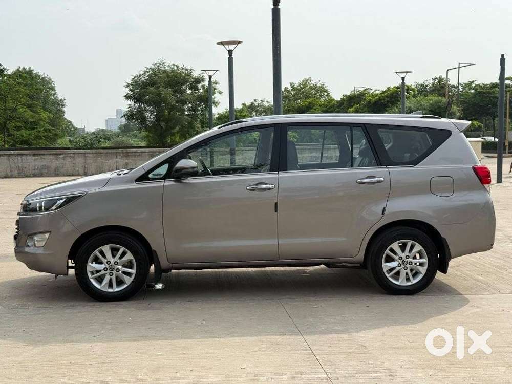 Toyota Innova Crysta 2.4 V 8 Str, 2018, Diesel