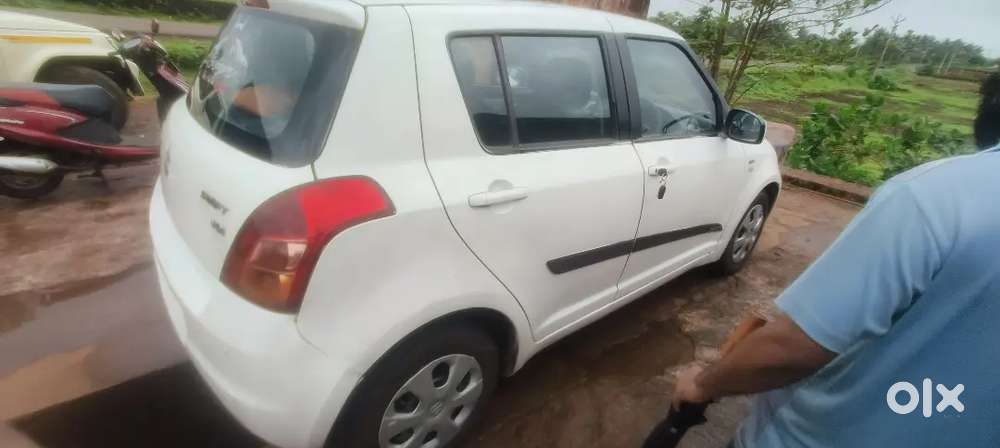 Maruti Suzuki Swift 2011