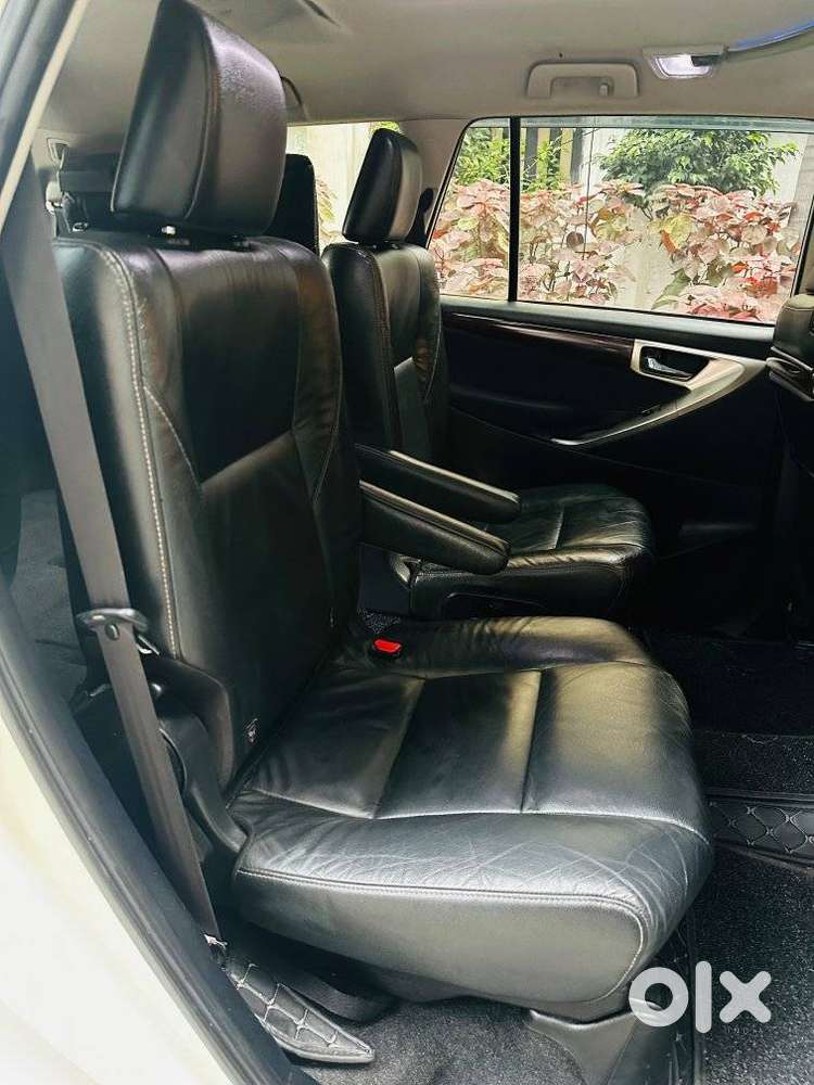 Toyota Innova Crysta 2.4 Z 7 Str, 2016, Diesel