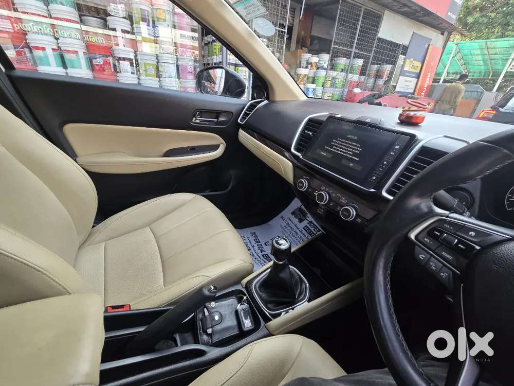 Honda City Gen-5 Zx Petrol (top Model)single Ownerinsurance Dec 2026
