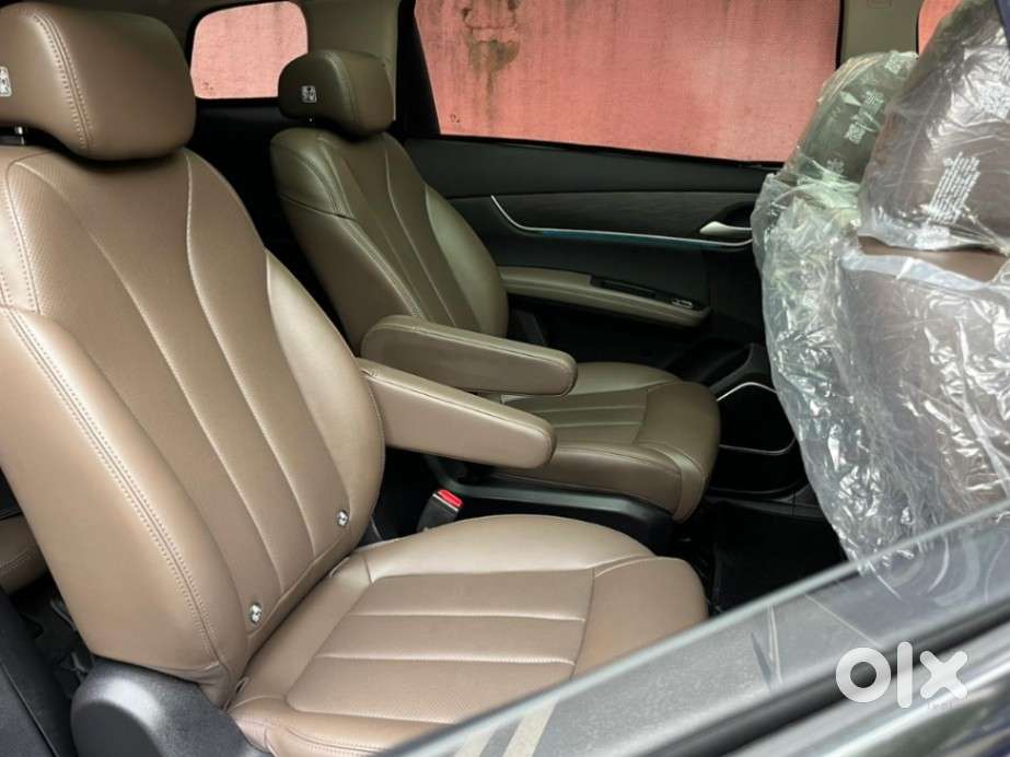 Byd Emax 7 Premium Str, 2025, Electric