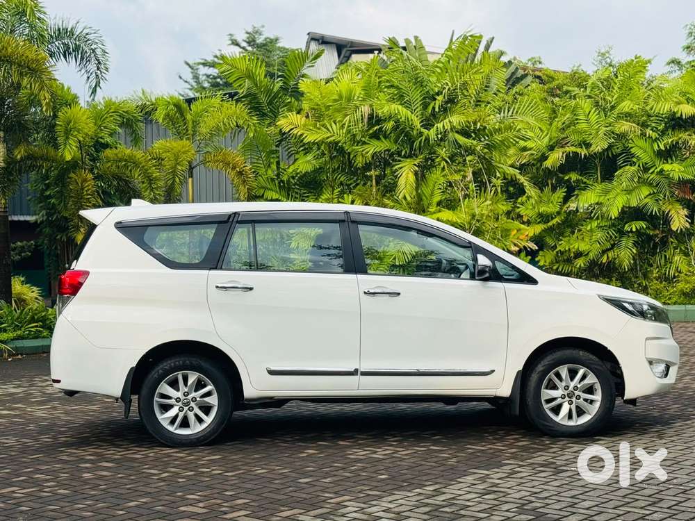 Toyota Innova Crysta 2.4 G Mt, 2018, Diesel