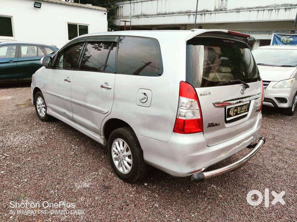 Toyota Innova 2.5 V 7 Str, 2012, Diesel