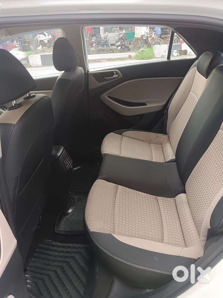 Hyundai I20 Sportz 1.2 Bs-iv, 2017, Petrol