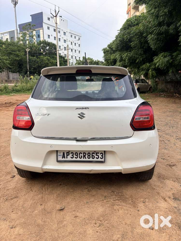 Maruti Suzuki Swift Vxi Optional, 2020, Petrol