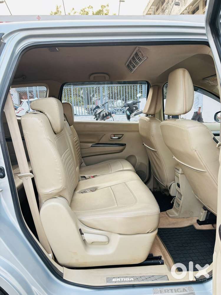 Maruti Suzuki Ertiga Zxi (o) Cng [2022-2023], 2022, Cng & Hybrids