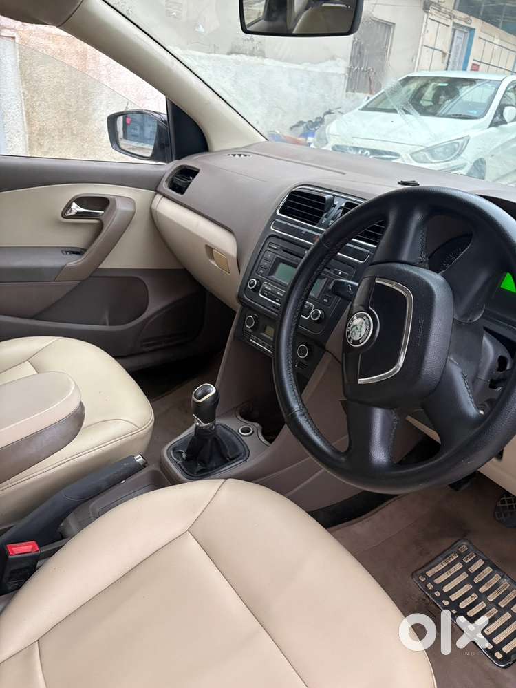 Skoda Rapid 1.6 Diesel 2012 1 Owner
