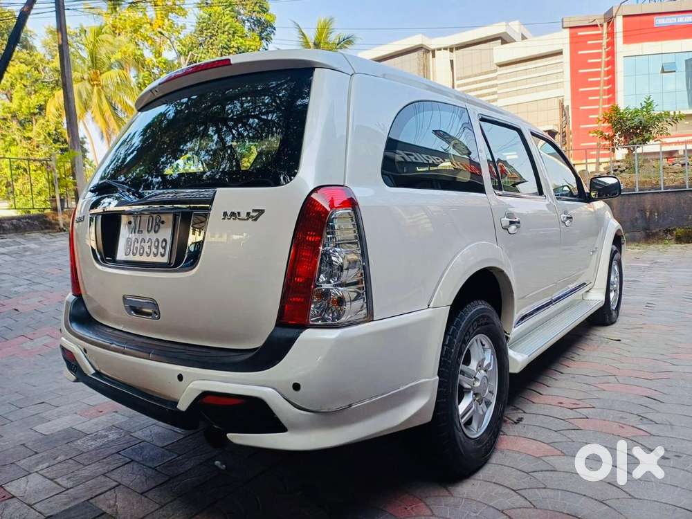 Isuzu Mu 7
