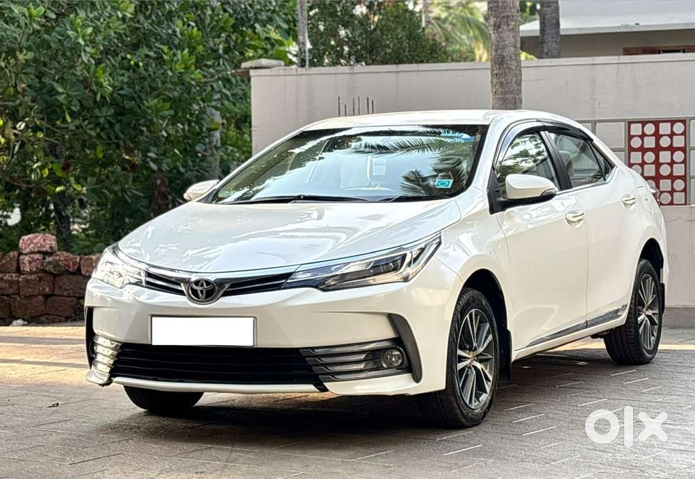 Toyota Corolla Altis 1.8 Gl, 2017, Petrol