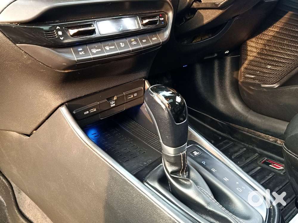 Hyundai I20 Asta (o) 1.2 Ivt, 2023, Petrol