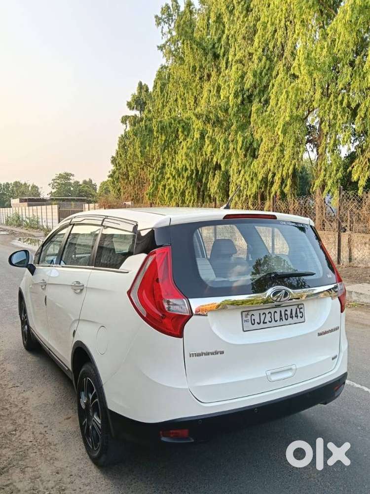 Mahindra Marazzo M8 8str, 2018, Diesel