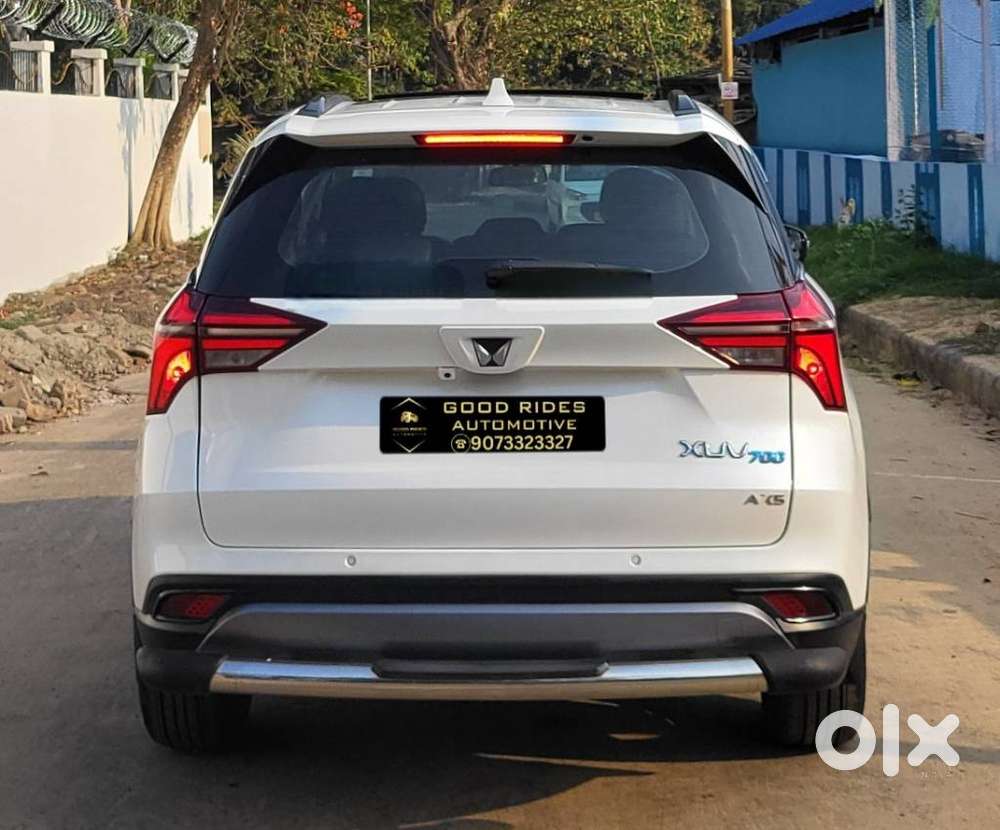 Mahindra Xuv700 2.0 Ax 5 Petrol Mt 7 Str, 2024, Petrol