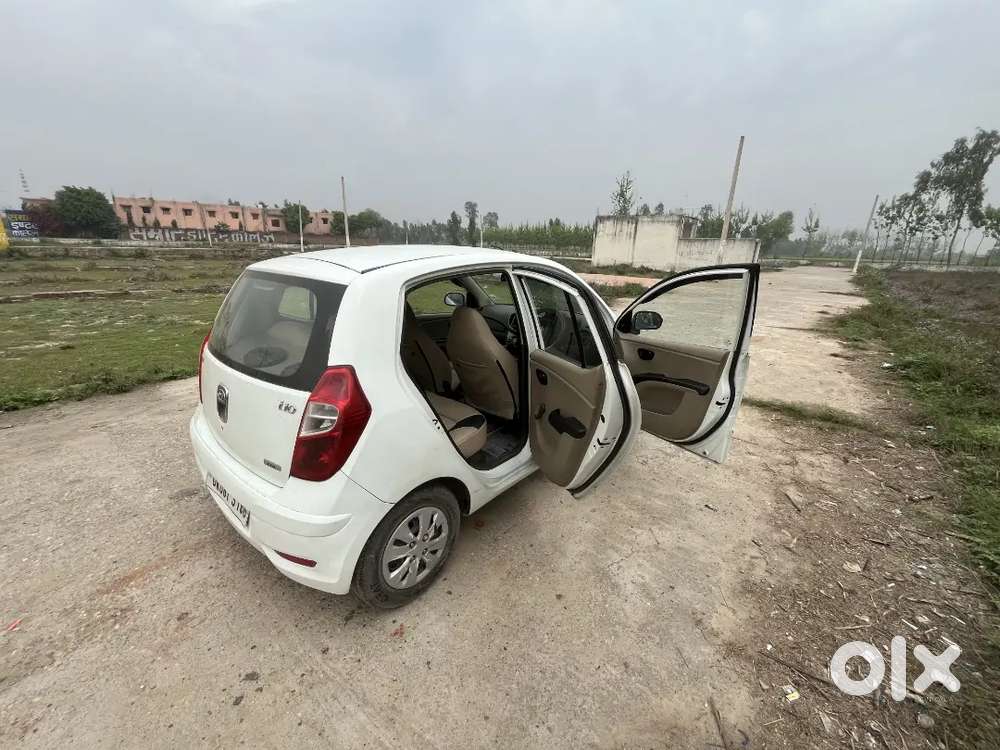 Hyundai I10 2013 Petrol 77000 Km Driven,good Condition,gadi Me Koi Dik