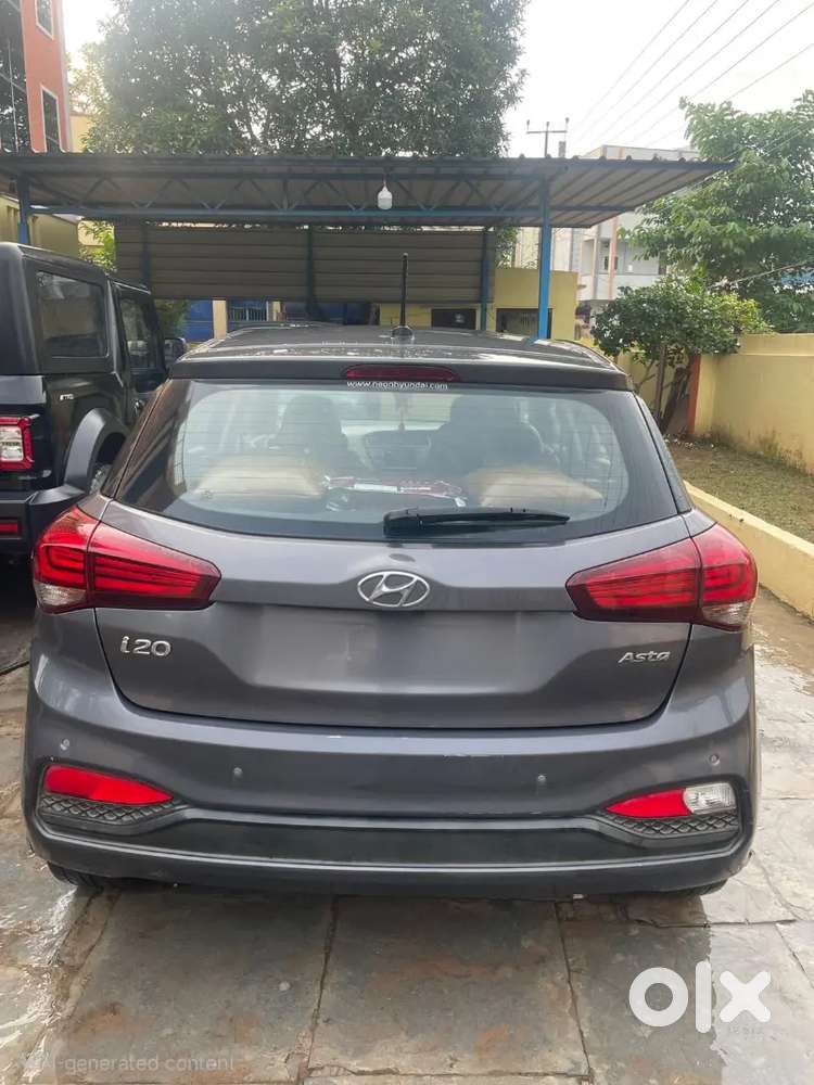 Showroom Track 7,20,000