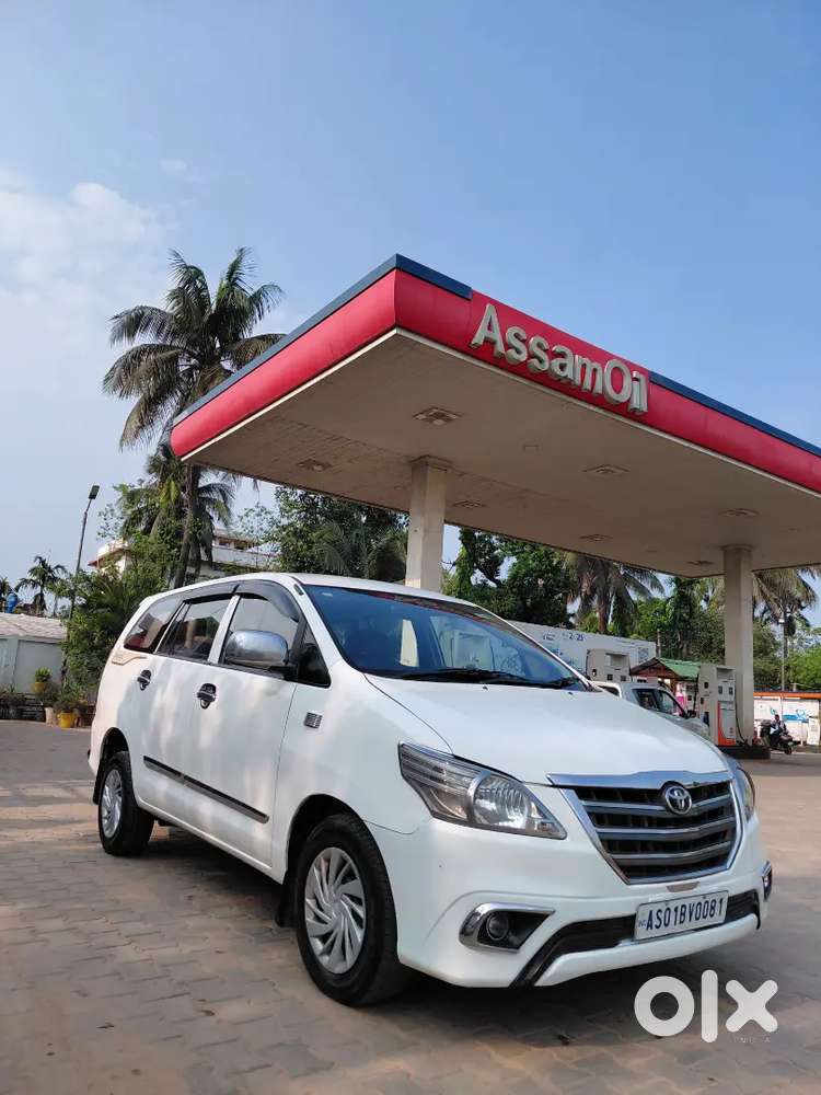 Toyota Innova 2015 Diesel Well Maintained
