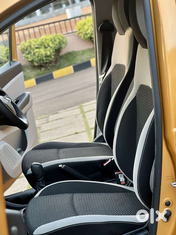 Renault Triber Rxz Easy-r Amt, 2021, Petrol