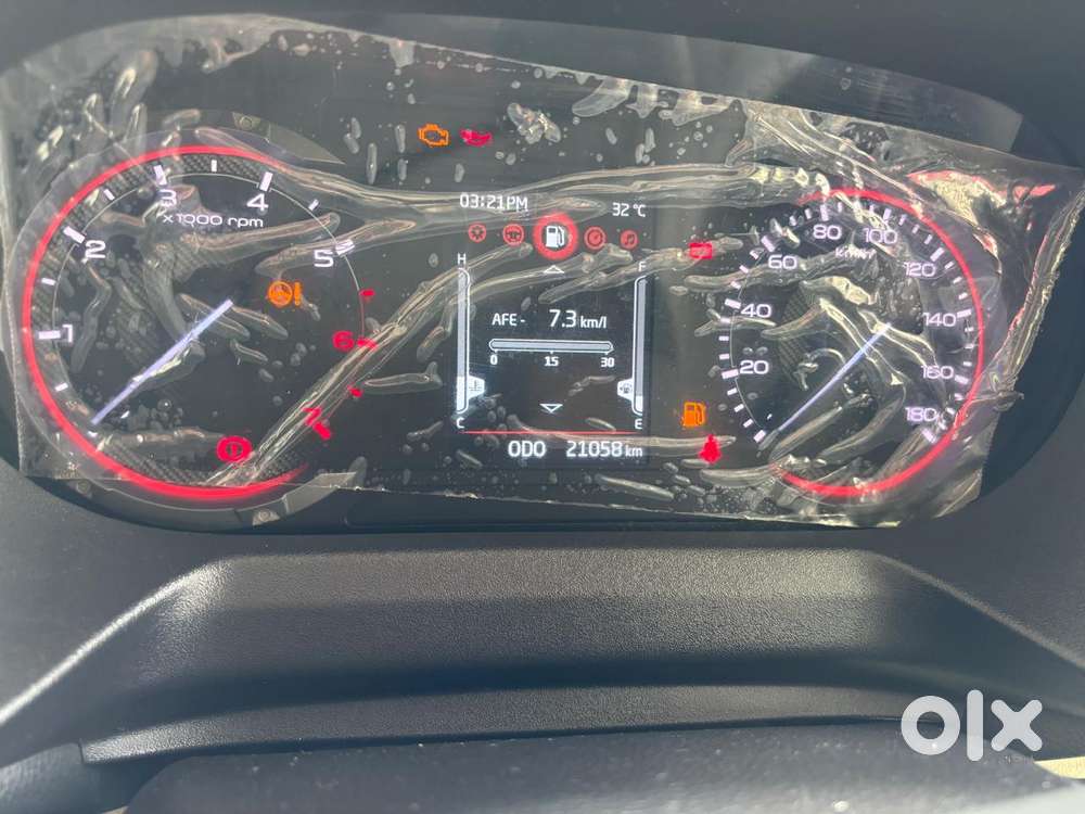 Mahindra Thar Roxx Mx1 Petrol Mt 2wd, 2025, Petrol