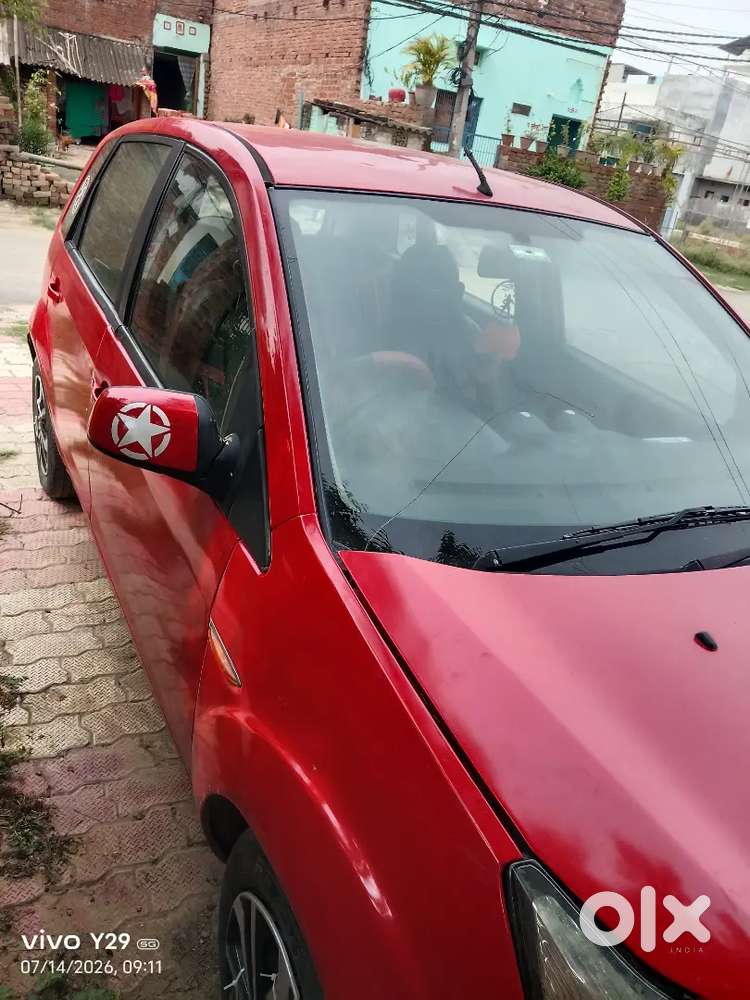 Ford Figo Petrol 2011