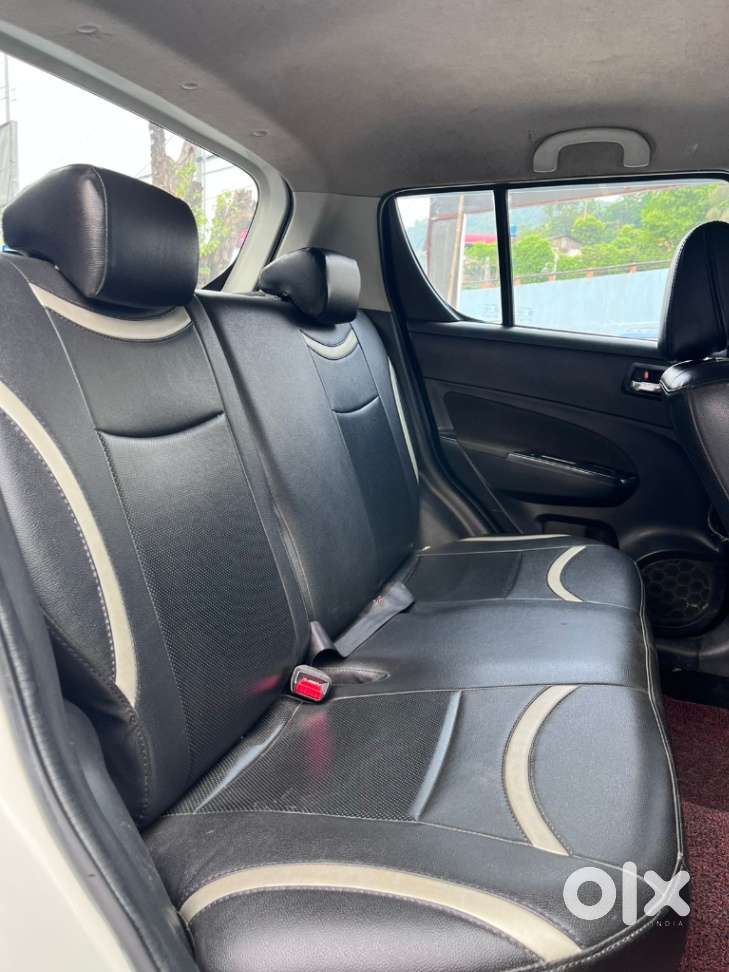 Maruti Suzuki Swift Vxi 1.2 Abs Bs-iv, 2017, Petrol