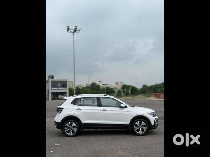 Volkswagen Taigun 1.0 Tsi Topline At, 2022, Petrol