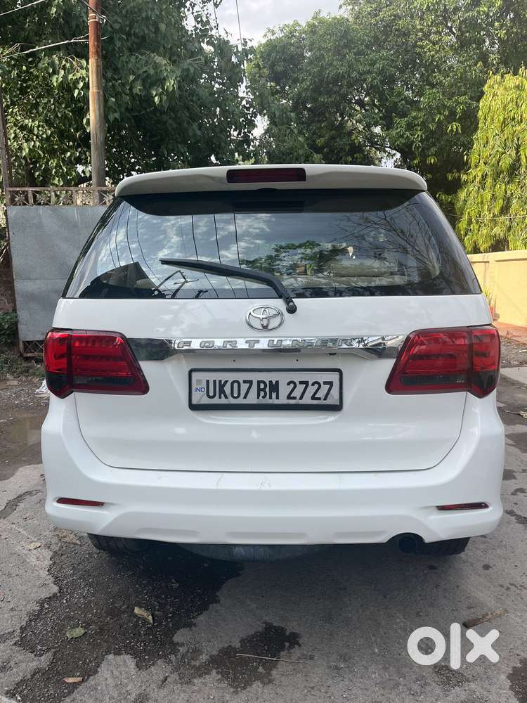 Toyota Fortuner 3.0 Ltd, 2015, Petrol