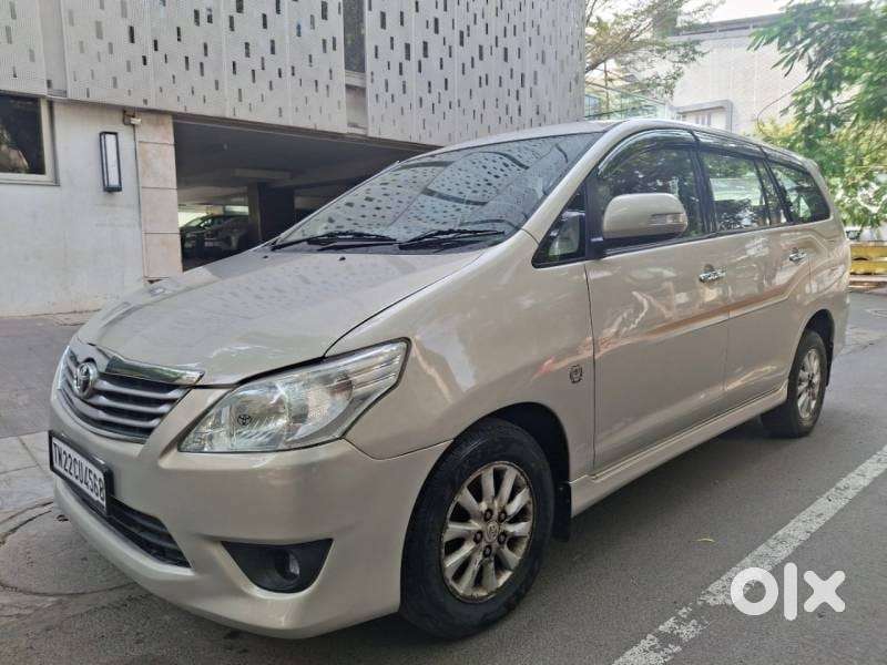 Toyota Innova 2.5 Vx 8 Str Bs-iii, 2012, Diesel