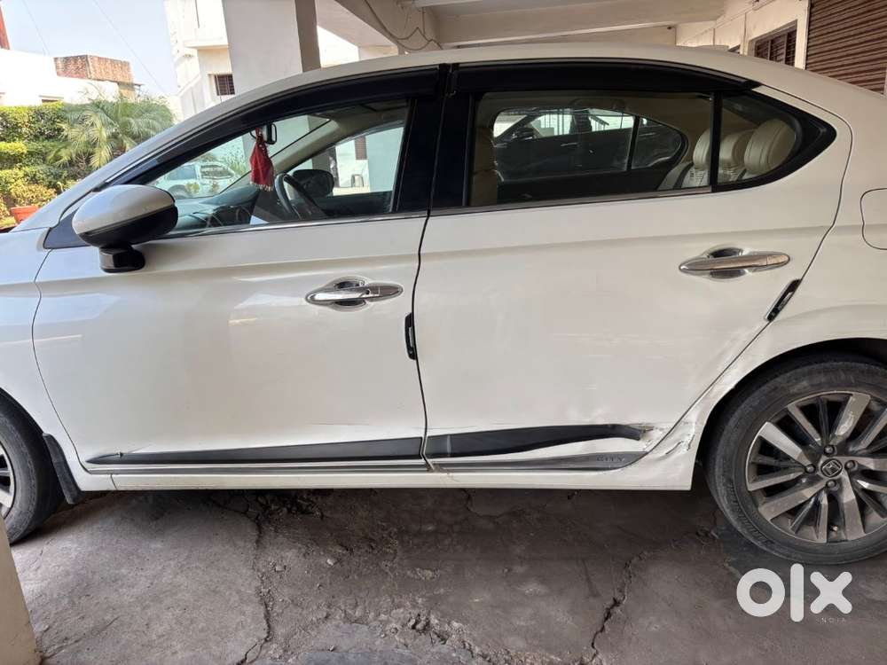 Honda City Zx 2022 Petrol Well Maintained