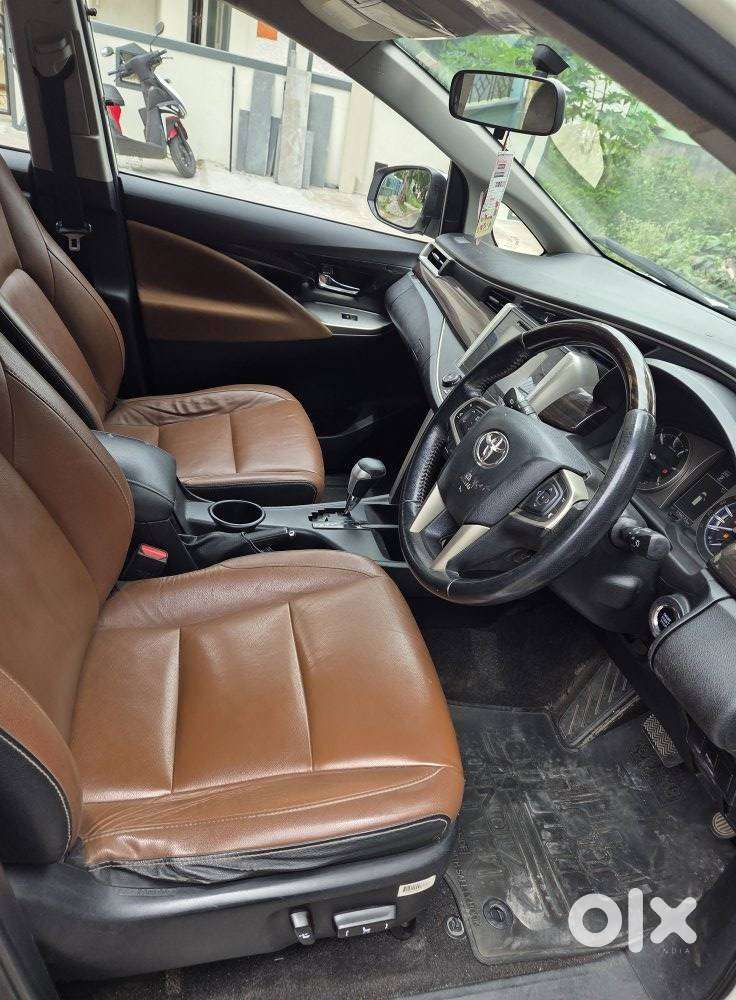 Toyota Innova Crysta 2.8 Z, 2017, Diesel