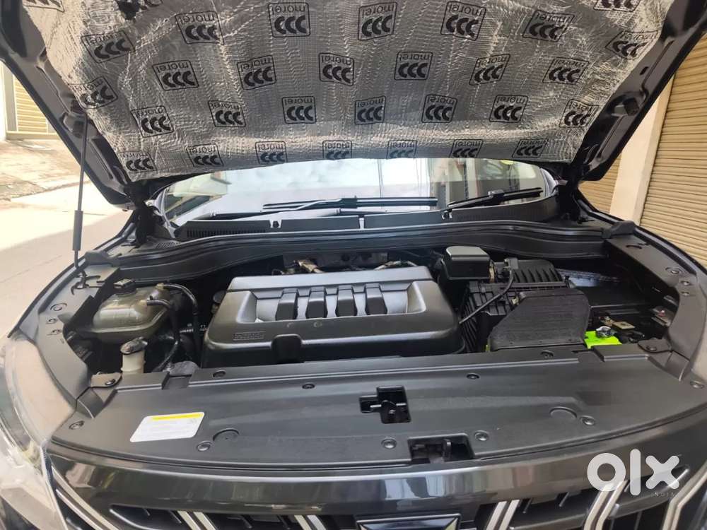 Mahindra Xuv700 2.2 Ax 7 Diesel At Str, 2023, Diesel