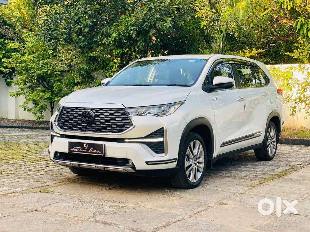 Toyota Innova Hycross 2.0 Zx (o) Hybrid 7 Str, 2024, Petrol