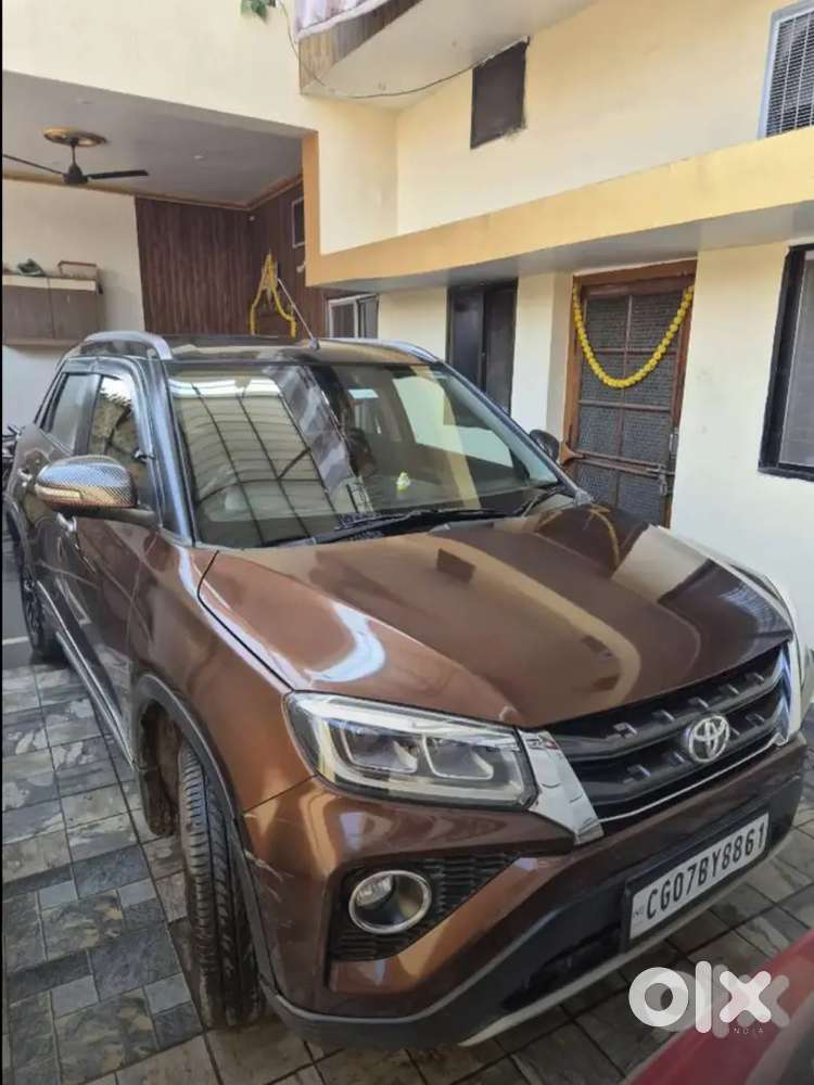 Toyota Urban Cruiser 2020 Petrol 850000 Km Driven Fully Maintained.