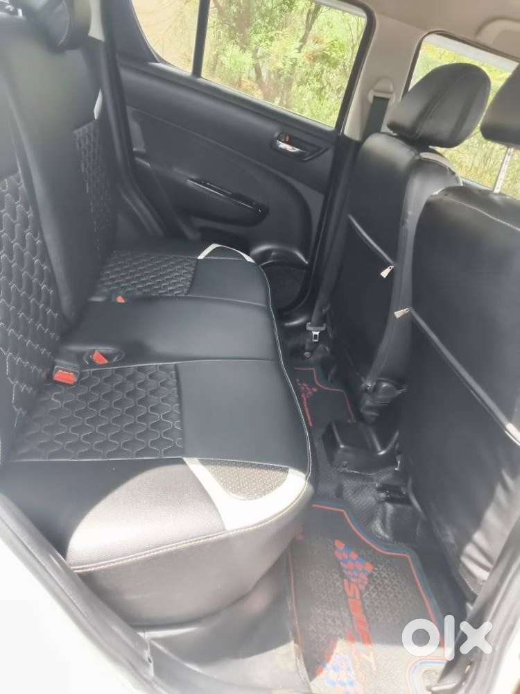 Maruti Suzuki Swift Vxi With Abs, 2016, Petrol