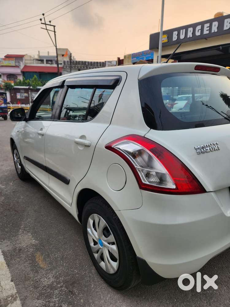 Maruti Suzuki Swift Vxi Cng, 2013, Petrol