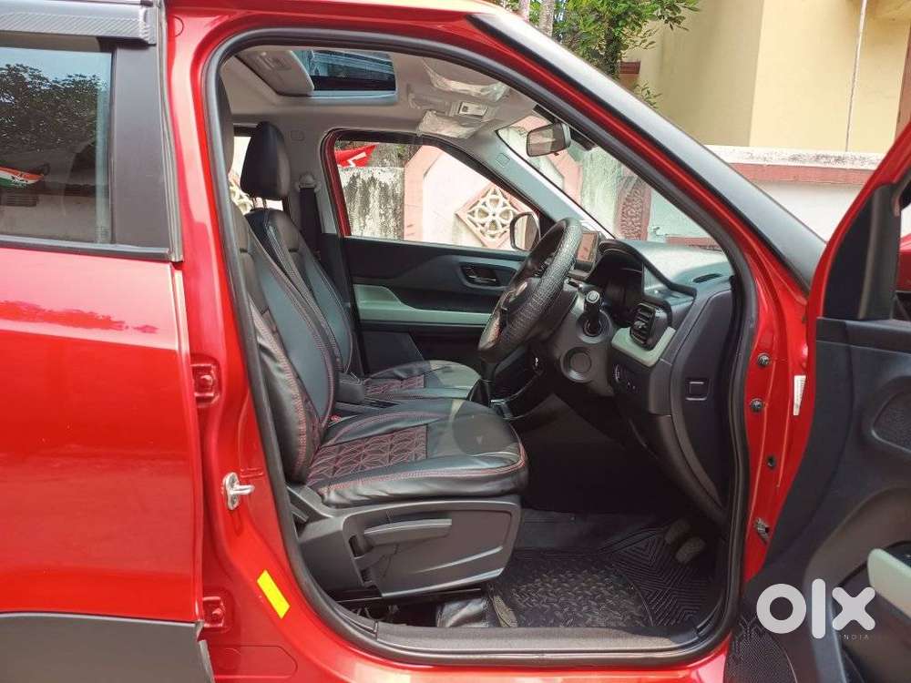 Tata Punch Accomplished Mt Sunroof, 2025, Petrol