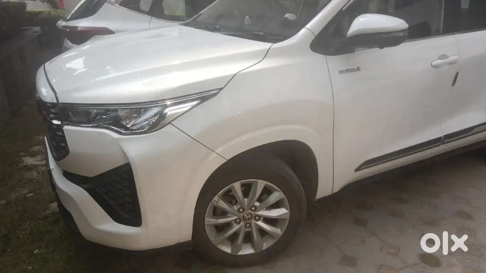 Toyota Innova Hycross 2.0 Vx Hybrid 7 Str 2023