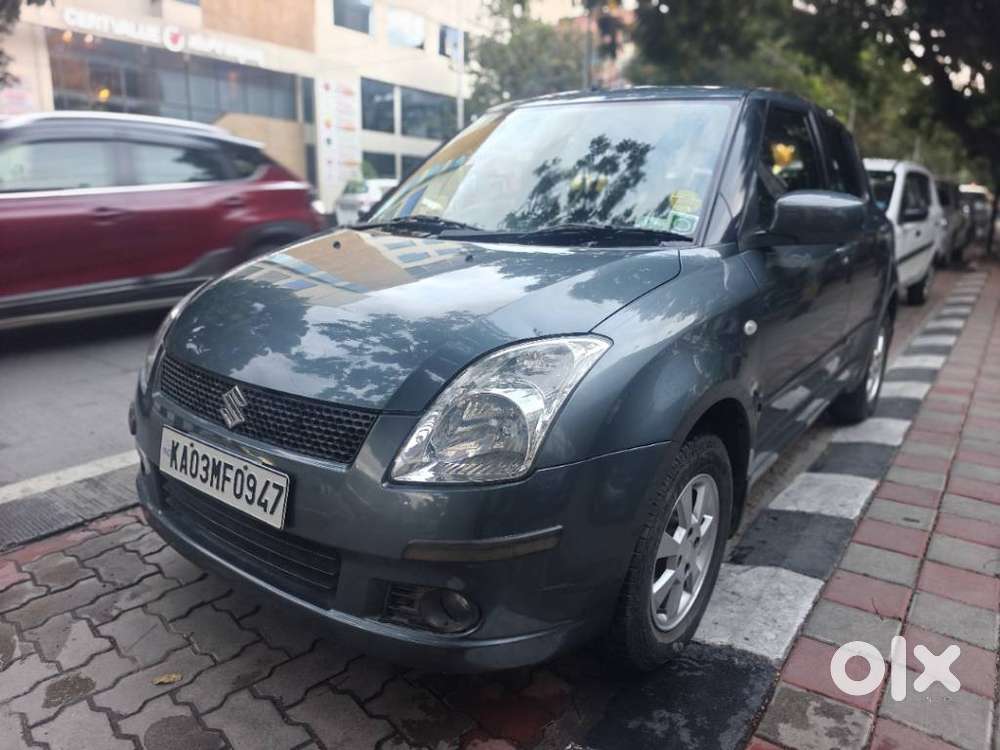 Maruti Suzuki Swift 1.3 Zxi, 2006, Petrol